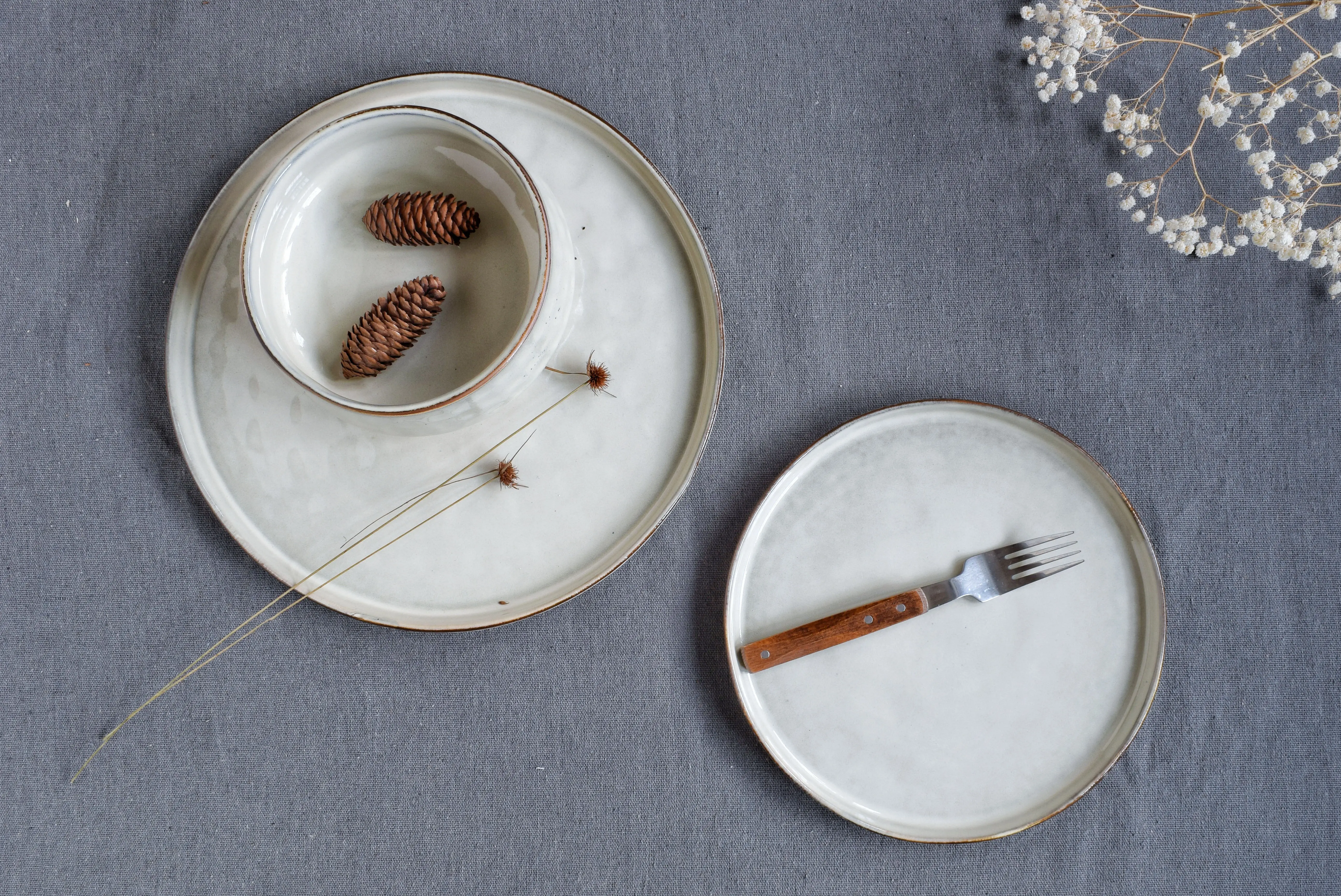 stoneware dinnerware