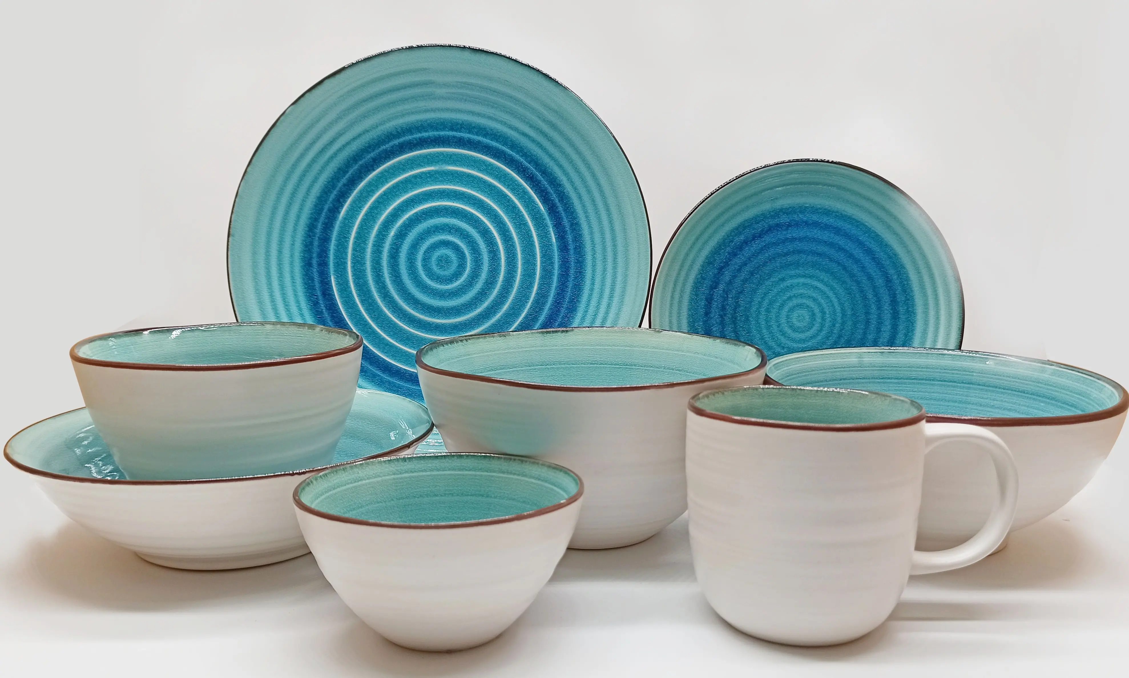 ceramic salad bowl