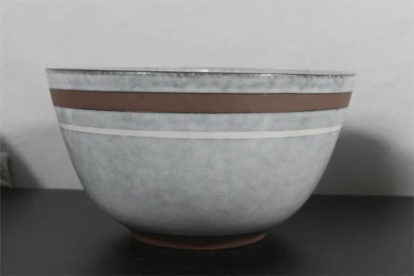 Antique glaze in raw Color clay tableware