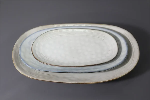 Oval platters in reactive glaze