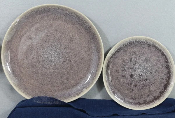 Brown reactive glaze in stoneware2