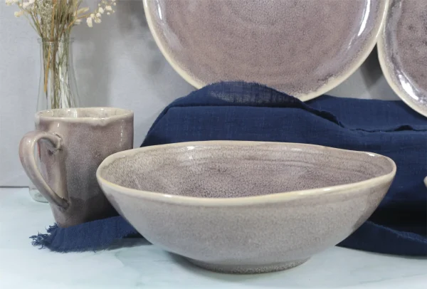 Brown reactive glaze in stoneware3