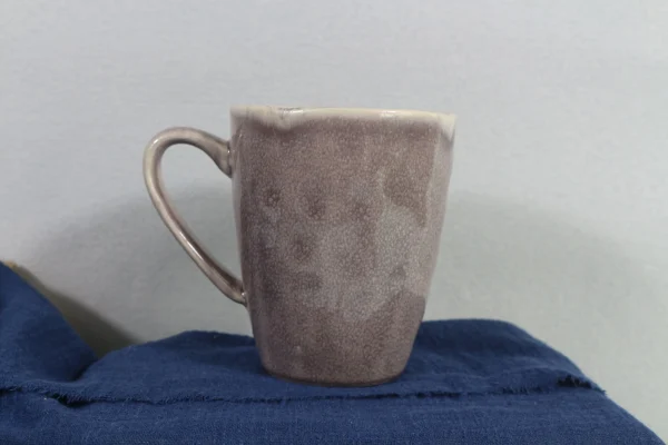 Brown reactive glaze in stoneware5